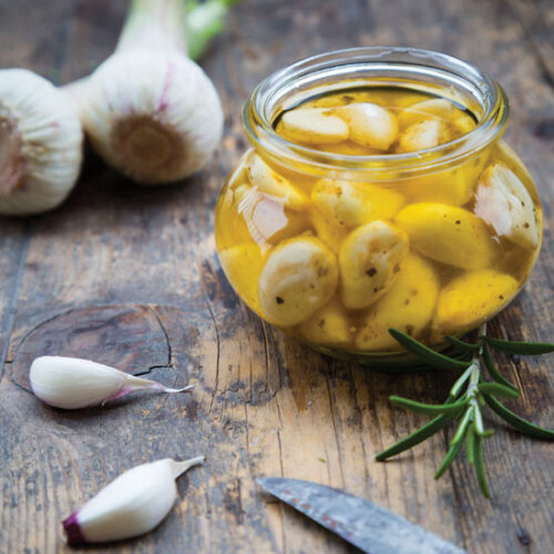Pickled Garlic Cloves Recipe Mother Earth Living